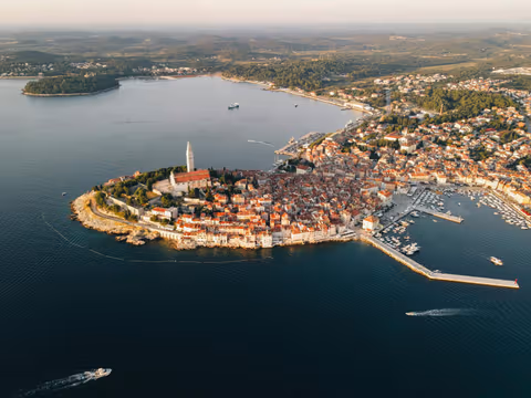 Ciudades amuralladas del Adriático